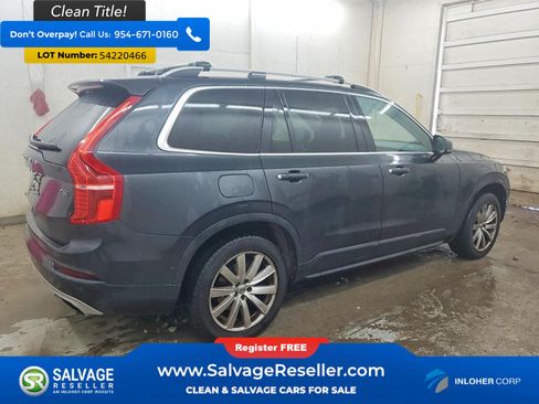 Used 2016 Volvo XC90 T6 Momentum w/ Momentum Plus Package AWD/4WD image 4
