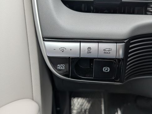 Certified 2024 Hyundai Ioniq 5 Limited AWD/4WD image 26