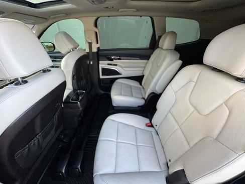 Used 2024 Kia Telluride SX FWD image 29