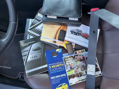 Used 2013 Subaru Outback 2.5i Limited AWD/4WD image 33