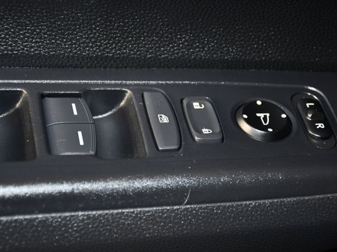 Certified 2025 Honda CR-V Sport-L image 34