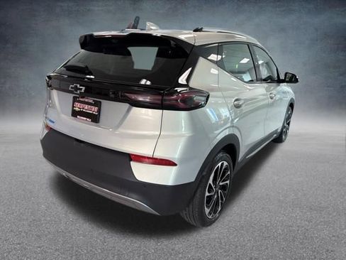 Used 2022 Chevrolet Bolt EUV Premier FWD image 6