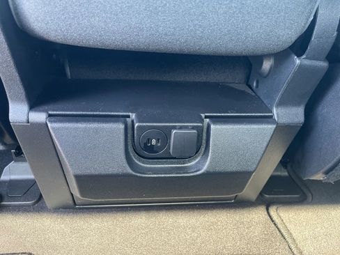 Used 2025 Ford F150 XLT w/ Equipment Group 301A Standard AWD/4WD image 16