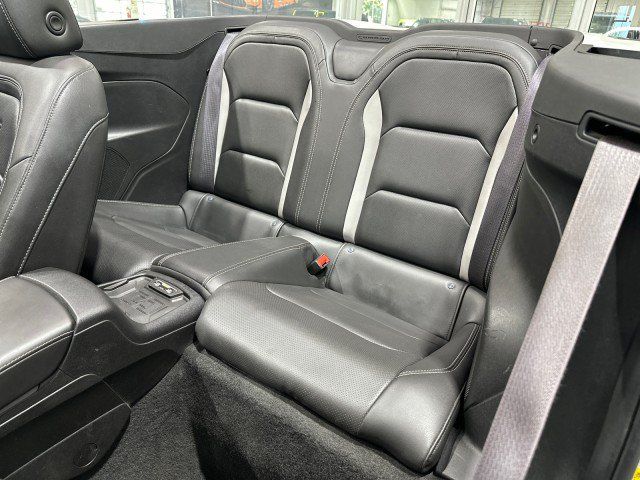 Used 2016 Chevrolet Camaro SS RWD image 6