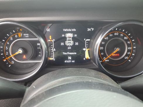 Used 2021 Jeep Wrangler Unlimited Sport image 25