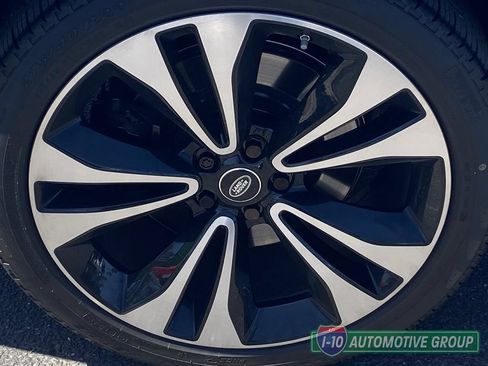 Used 2021 Land Rover Range Rover Autobiography Fifty Edition AWD/4WD image 8