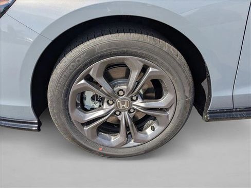 New 2026 Honda Accord EX-L image 10