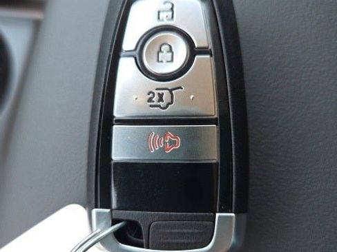 New 2026 Ford Explorer Active image 30