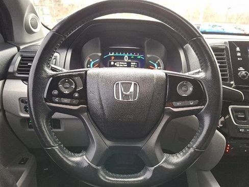 Used 2020 Honda Pilot Touring image 22