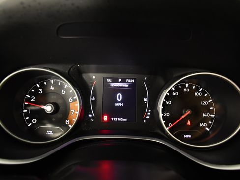 Used 2018 Jeep Compass Latitude w/ Cold Weather Group AWD/4WD image 18
