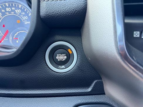 Used 2019 RAM 1500 Laramie RWD image 53