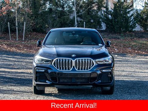 Used 2021 BMW X6 sDrive40i image 2