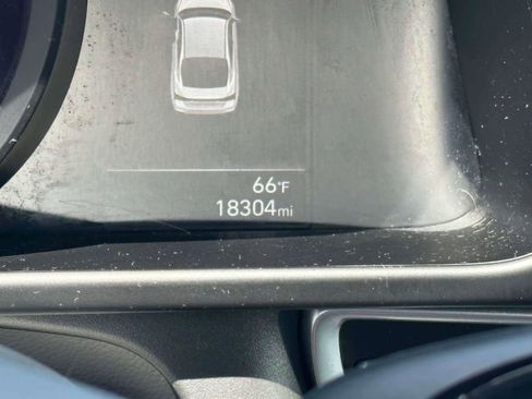 Used 2023 Hyundai Elantra SEL FWD image 22