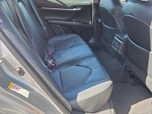 Used 2019 Toyota Camry XSE FWD image 28