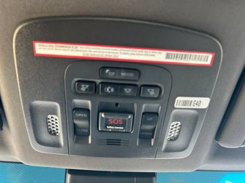 Used 2019 Toyota Avalon Limited w/ Advanced Safety Package FWD image 21