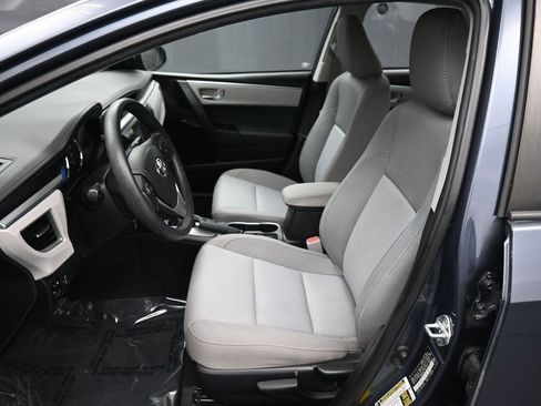 Used 2016 Toyota Corolla LE image 18