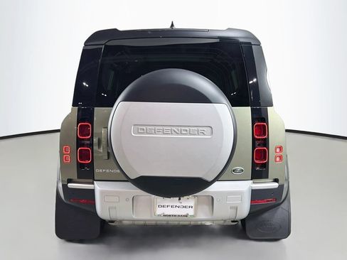 Used 2022 Land Rover Defender 110 S AWD/4WD image 6