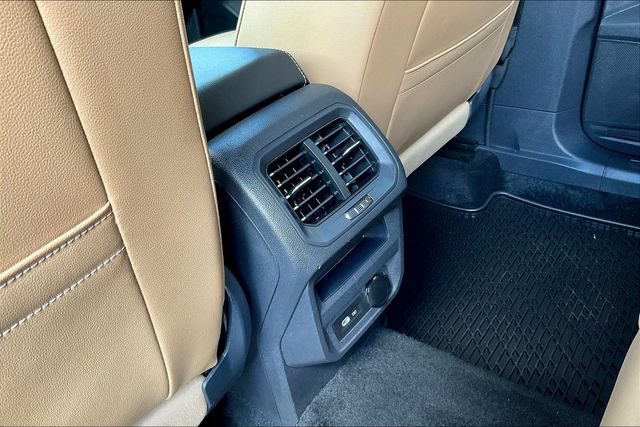 Used 2024 Volkswagen Tiguan SE R-Line FWD image 12