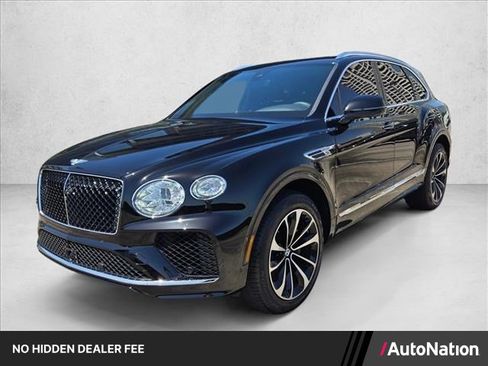 Used 2024 Bentley Bentayga AWD/4WD image 1