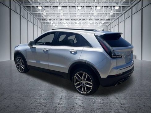 Used 2019 Cadillac XT4 Sport w/ Driver Awareness Package FWD image 5
