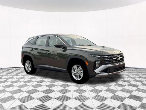 New 2026 Hyundai Tucson SE image 16