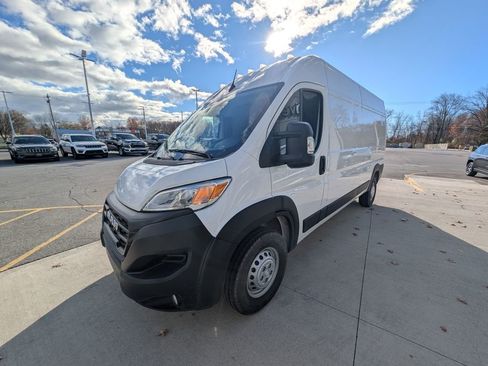 New 2026 RAM ProMaster 2500 w/ Convenience Group image 9