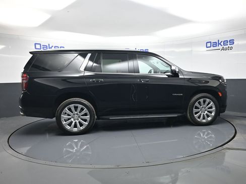 Used 2023 Chevrolet Tahoe Premier AWD/4WD image 9