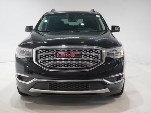 Used 2017 GMC Acadia Denali w/ Technology Package AWD/4WD image 2