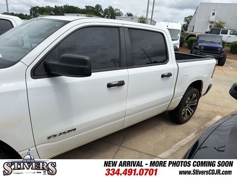 Used 2019 RAM 1500 Tradesman w/ Tradesman Group AWD/4WD image 2