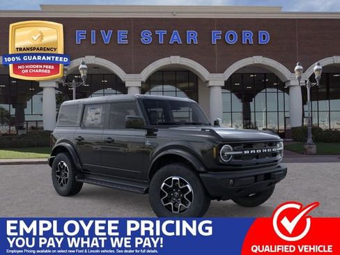 New 2026 Ford Bronco Outer Banks AWD/4WD image 1