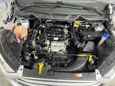 Used 2021 Ford EcoSport SE w/ SE Convenience Package image 26