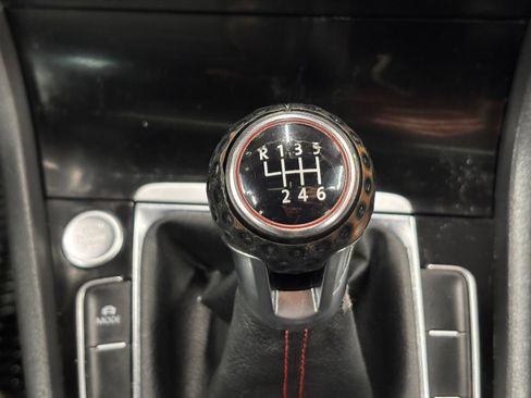 Used 2016 Volkswagen GTI SE w/ Lighting Package (SEL) FWD image 20