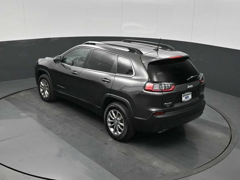 Used 2022 Jeep Cherokee Latitude Lux w/ Sun & Sound Group AWD/4WD image 14