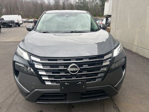 Used 2025 Nissan Rogue SV AWD/4WD image 7