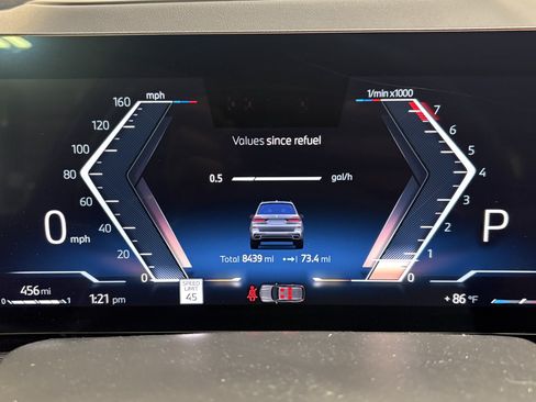 Certified 2026 BMW X7 xDrive40i w/ M Sport Package AWD/4WD image 23