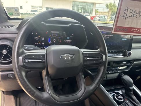 Used 2024 Chevrolet Colorado Trail Boss w/ LPO, Dark Essentials Package AWD/4WD image 22