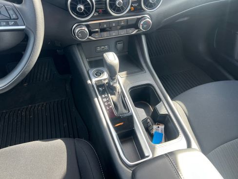 Certified 2023 Nissan Sentra SV image 11