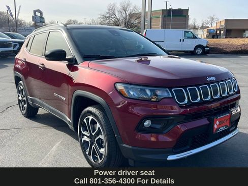 Used 2022 Jeep Compass Limited AWD/4WD image 5