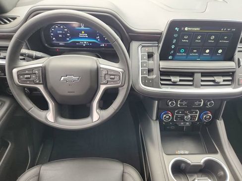 Used 2023 Chevrolet Tahoe Z71 w/ Z71 Off-Road Package AWD/4WD image 11