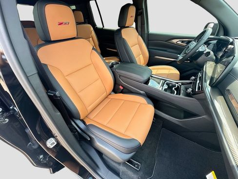 New 2027 Chevrolet Traverse Z71 w/ Driver Confidence Package AWD/4WD image 30