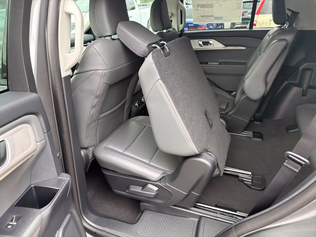 Used 2026 Ford Explorer Active w/ Active Comfort Package AWD/4WD image 53