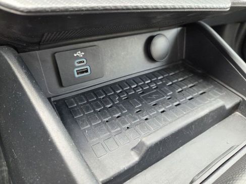 Used 2024 Ford Mustang Premium image 26