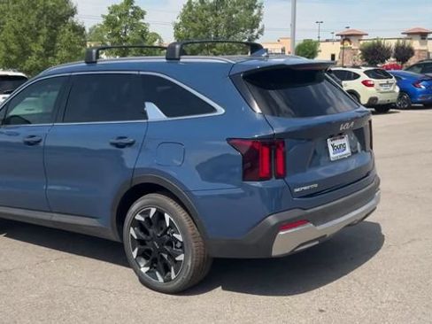 Certified 2025 Kia Sorento SX FWD image 5