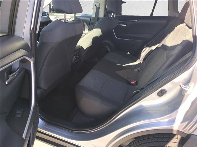 Certified 2021 Toyota RAV4 XLE FWD image 18