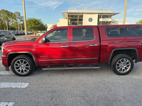 Used 2018 GMC Sierra 1500 Denali RWD image 3