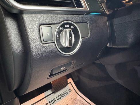 Used 2018 Mercedes-Benz GLS 550 4MATIC w/ Driver Assistance Package image 31