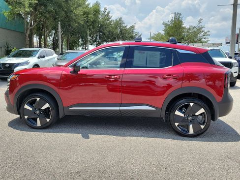 Certified 2026 Nissan Kicks SR w/ Cold Weather Package AWD/4WD image 9