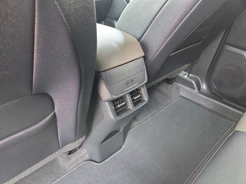 Used 2026 Chevrolet Equinox LT w/ Convenience Package II AWD/4WD image 41