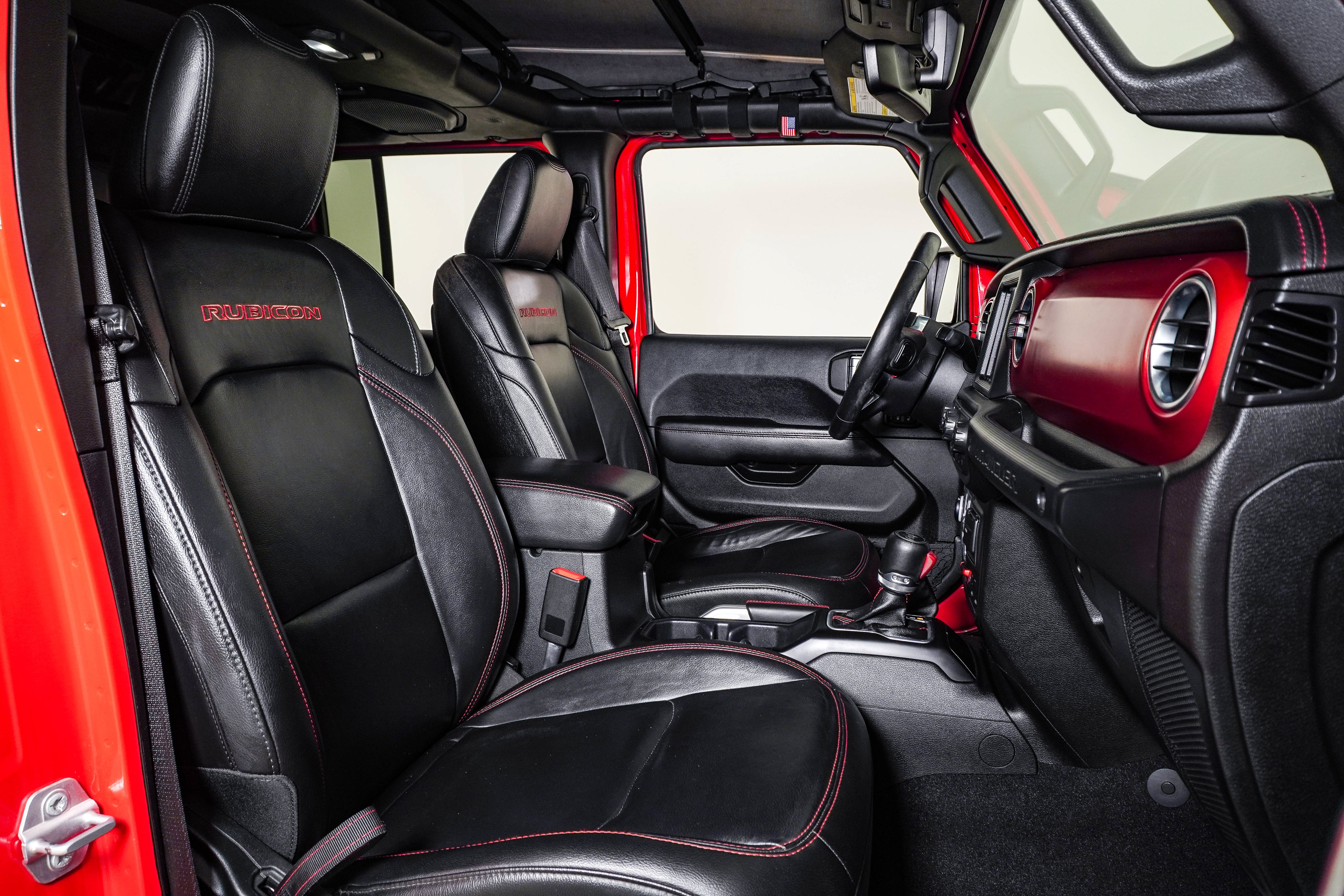 Used 2018 Jeep Wrangler Unlimited Rubicon AWD/4WD image 16