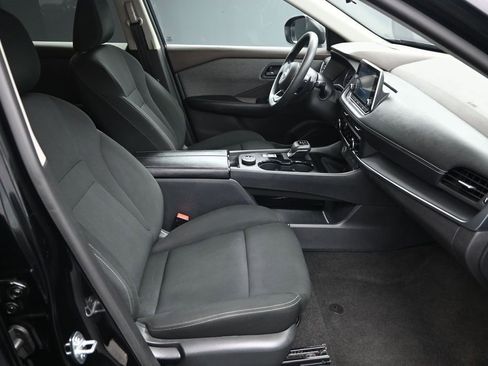 Used 2023 Nissan Rogue S AWD/4WD image 36